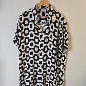 INC International Concepts Black and White Geometric Short-Sleeve Shirt